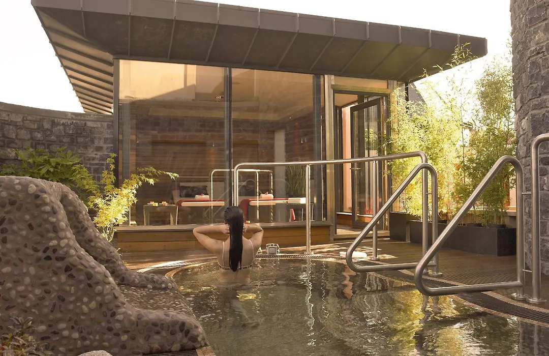 Westport Plaza Hotel, Spa & Leisure-1