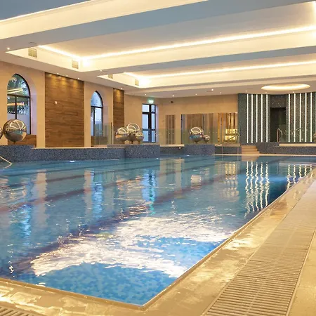 Westport Plaza Hotel, Spa & Leisure-3